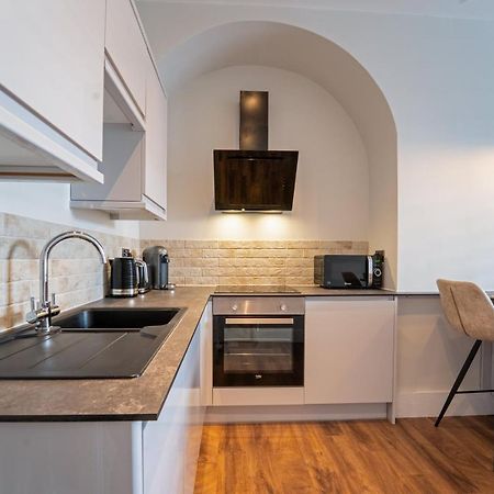 Watergate Penthouse - New 2 Bed Luxury Apartment In City Centre Chester Dış mekan fotoğraf