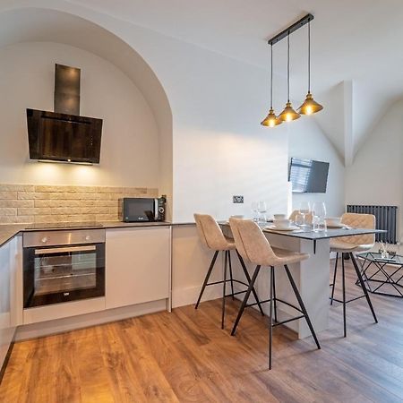 Watergate Penthouse - New 2 Bed Luxury Apartment In City Centre Chester Dış mekan fotoğraf
