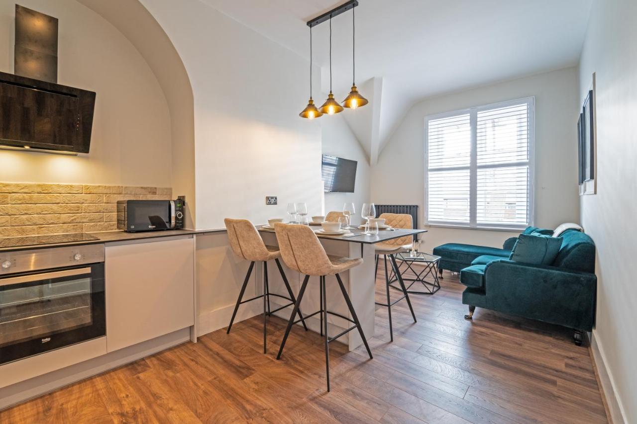 Watergate Penthouse - New 2 Bed Luxury Apartment In City Centre Chester Dış mekan fotoğraf