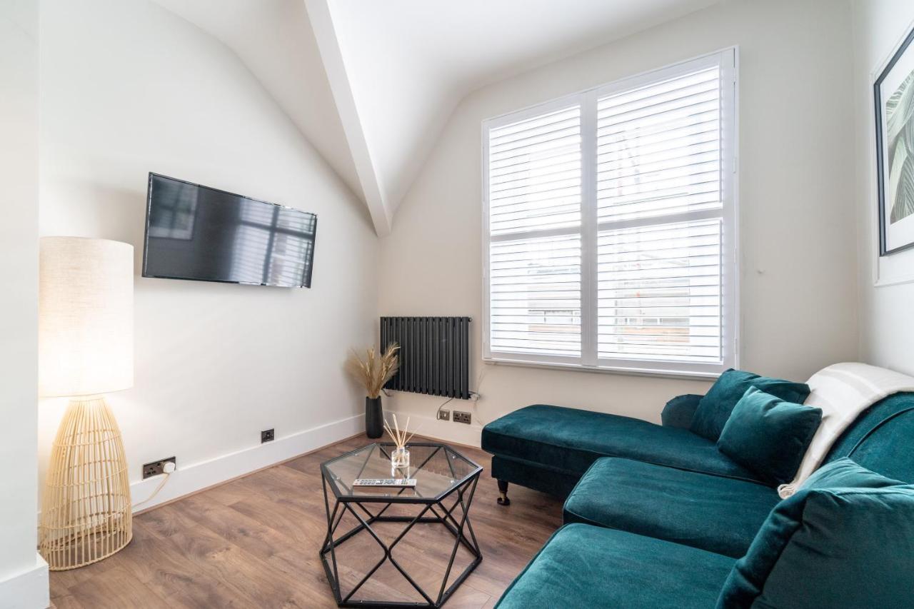Watergate Penthouse - New 2 Bed Luxury Apartment In City Centre Chester Dış mekan fotoğraf