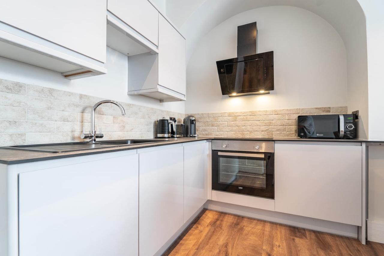 Watergate Penthouse - New 2 Bed Luxury Apartment In City Centre Chester Dış mekan fotoğraf