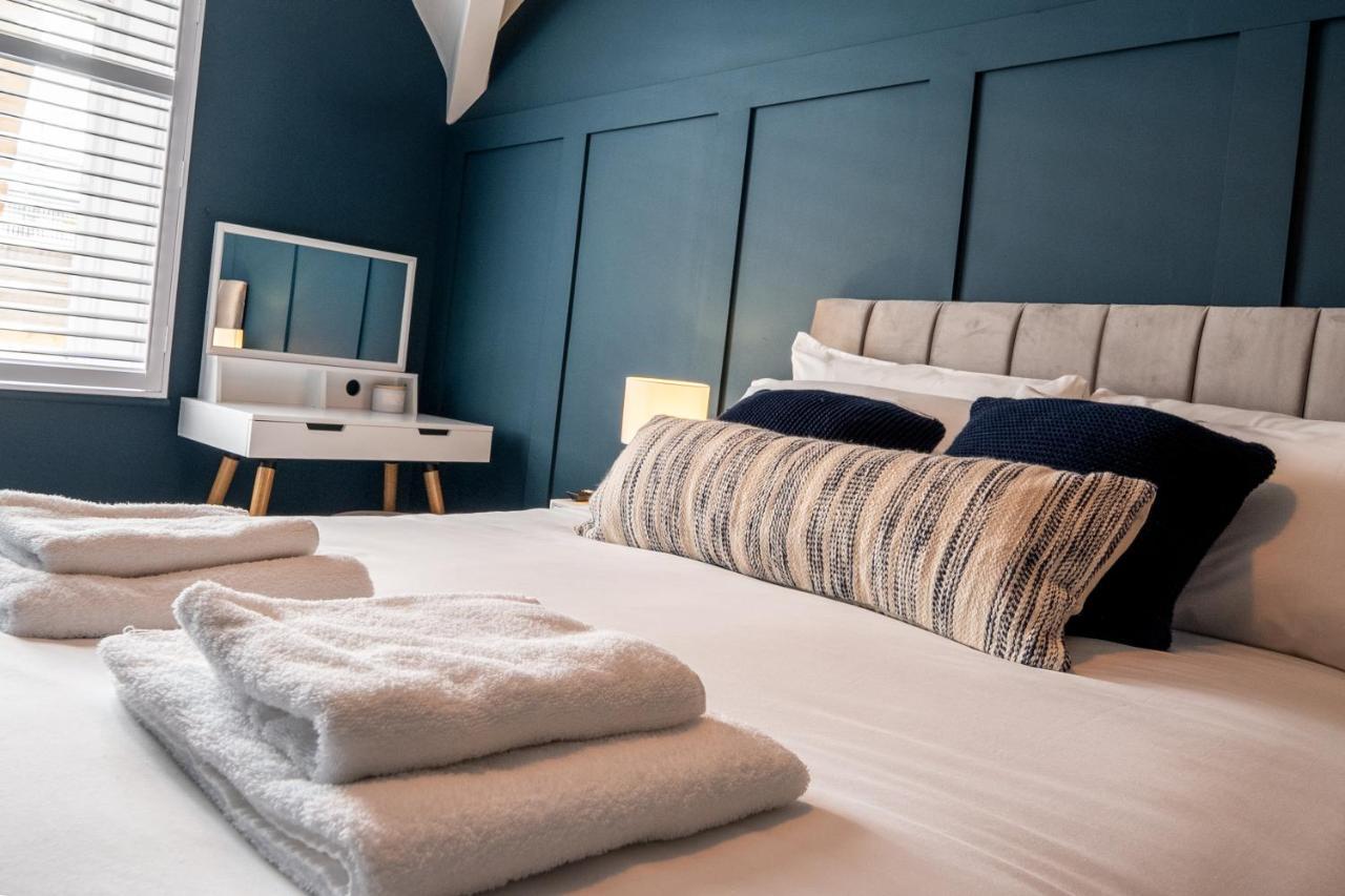 Watergate Penthouse - New 2 Bed Luxury Apartment In City Centre Chester Dış mekan fotoğraf